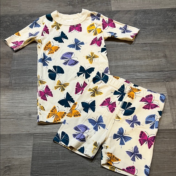 Hanna Andersson Other - BOGO FREE Hanna Andersson short pajama set size 120cm 6/7 butterfly print
